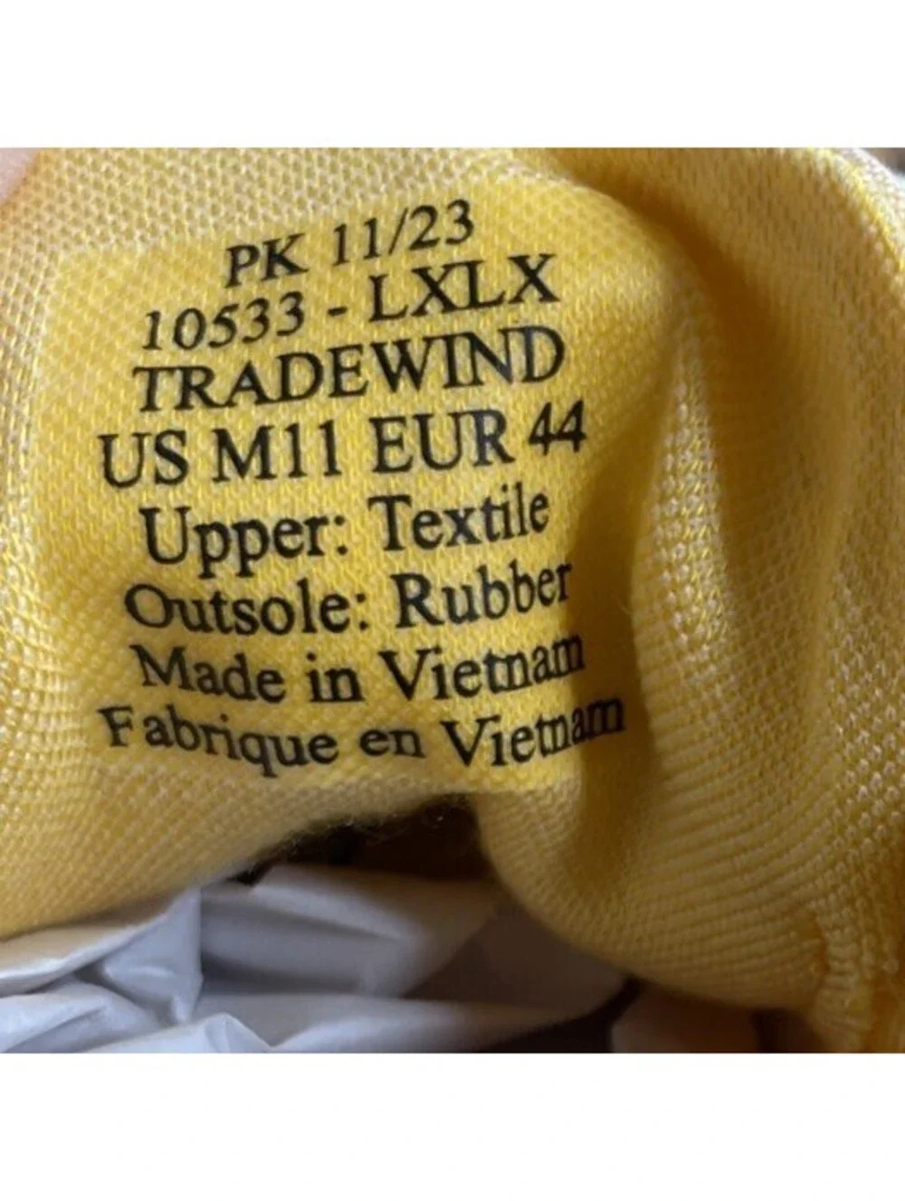 OluKai Tradewind Mens Size 11 Solar Glow Yellow Canvas Drop-In Heel Shoes NWT